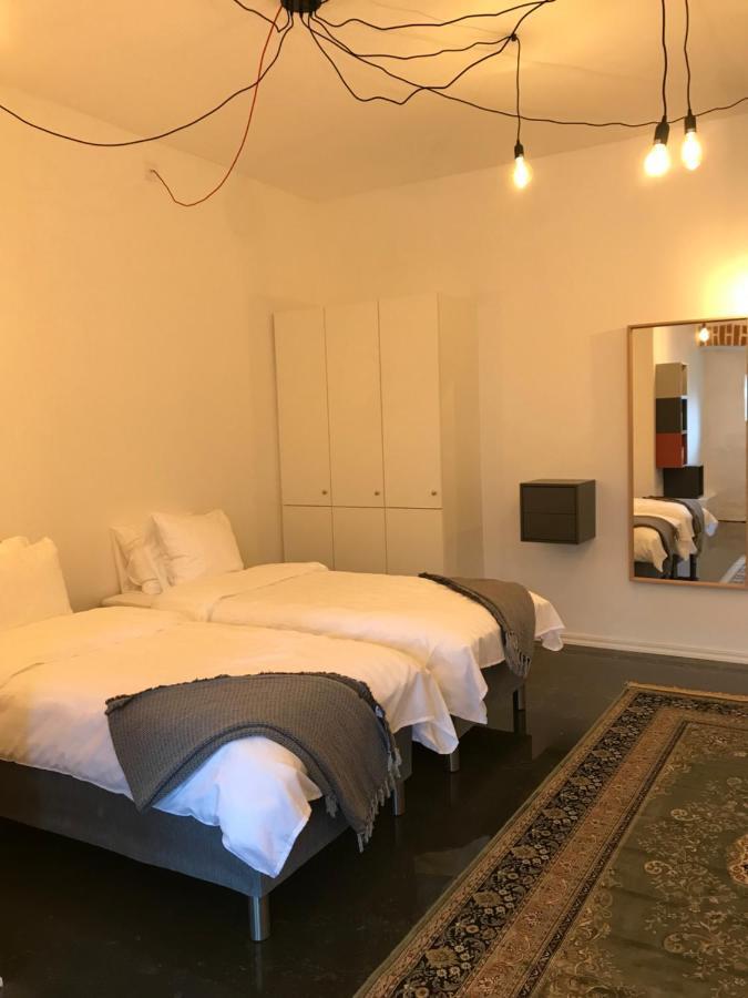 Apartment Rosloevs Gard Vackert I En Naturskoen Miljoe. *